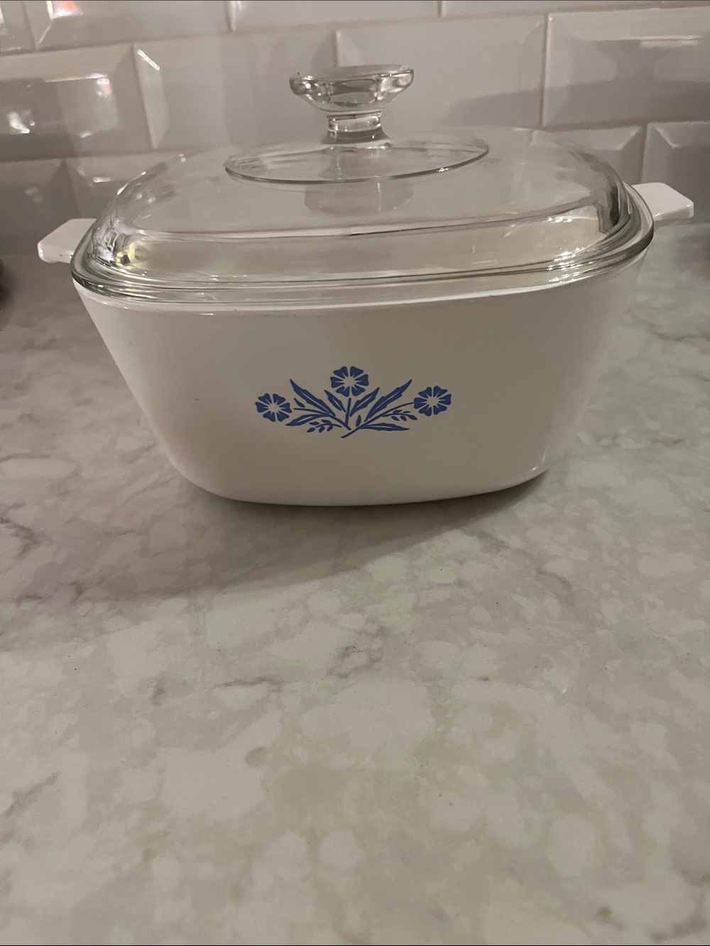 Corningware P-2 1/2-B  2 1/2 Qt.  Blue Cornflower Casserole, Pan, w/Pyrex Lid